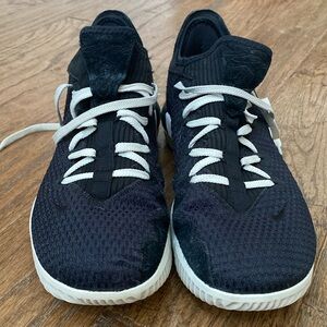 Nike Lebron 16 Low Black Volt Glow great condition Size 12